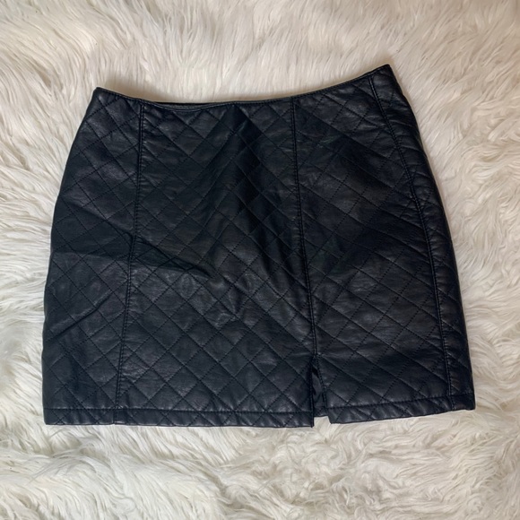 Forever 21 leather skirt - Picture 1 of 2